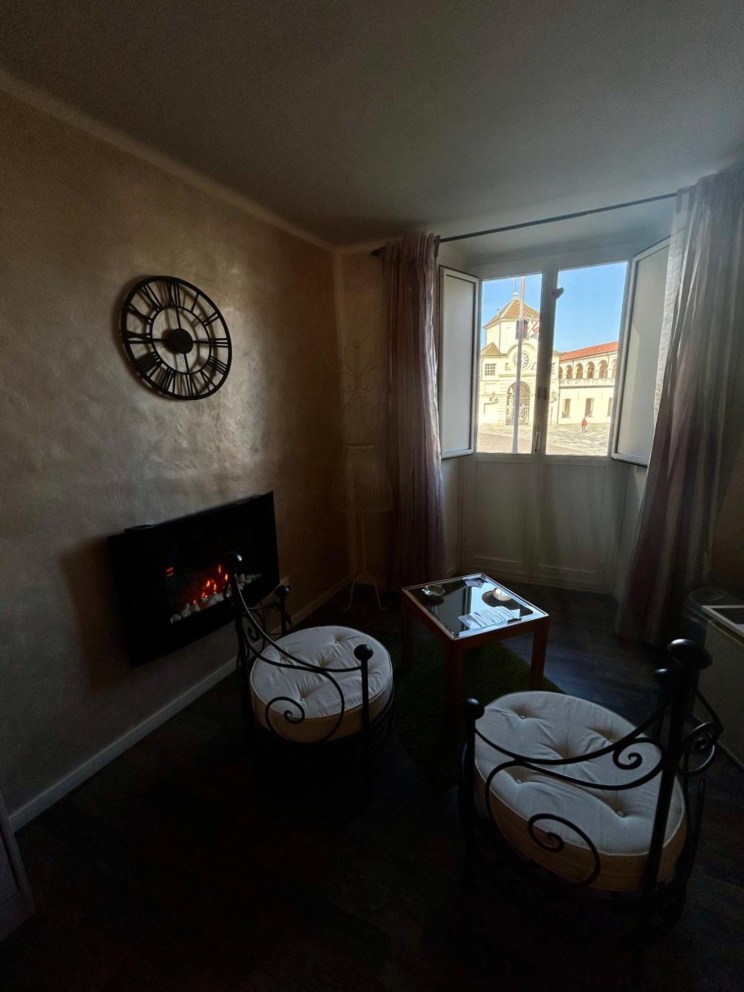 Bed and Breakfast La Finestra Sulla Reggia Venaria Reale Pokoj fotografie